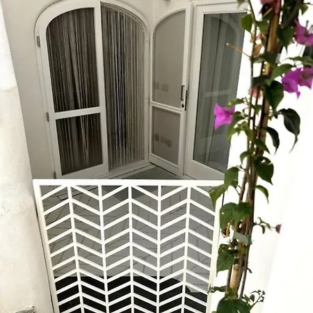 דירה Piazzetta Suite,